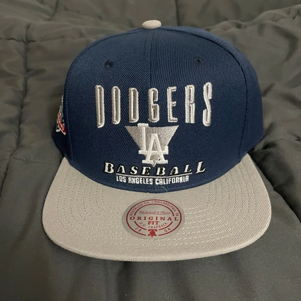 Los Angeles Dodgers Hat Snapback Navy Blue Mitchell & Ness Original Fit NWT MLB